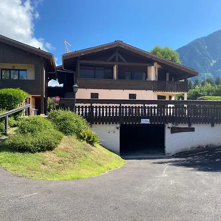 Apartment Moderne Avec Terrasse Et Jardin Privatif A - Parking Inclus - Fr-1-343-267