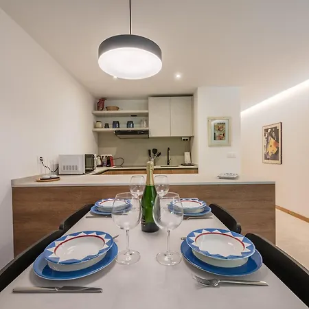 Lägenhet Moderne Avec Terrasse Et Jardin Privatif A - Parking Inclus - Fr-1-343-267 Chamonix