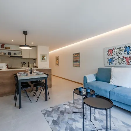 Apartment Moderne Avec Terrasse Et Jardin Privatif A - Parking Inclus - Fr-1-343-267 Chamonix